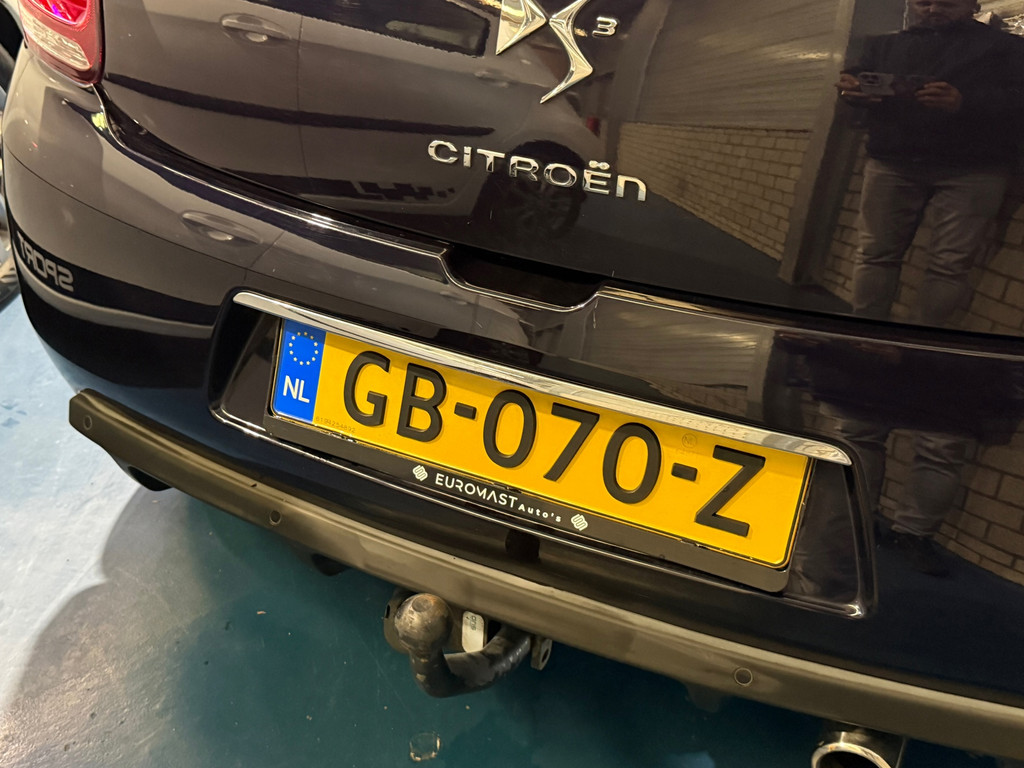 48588121-20.jpg