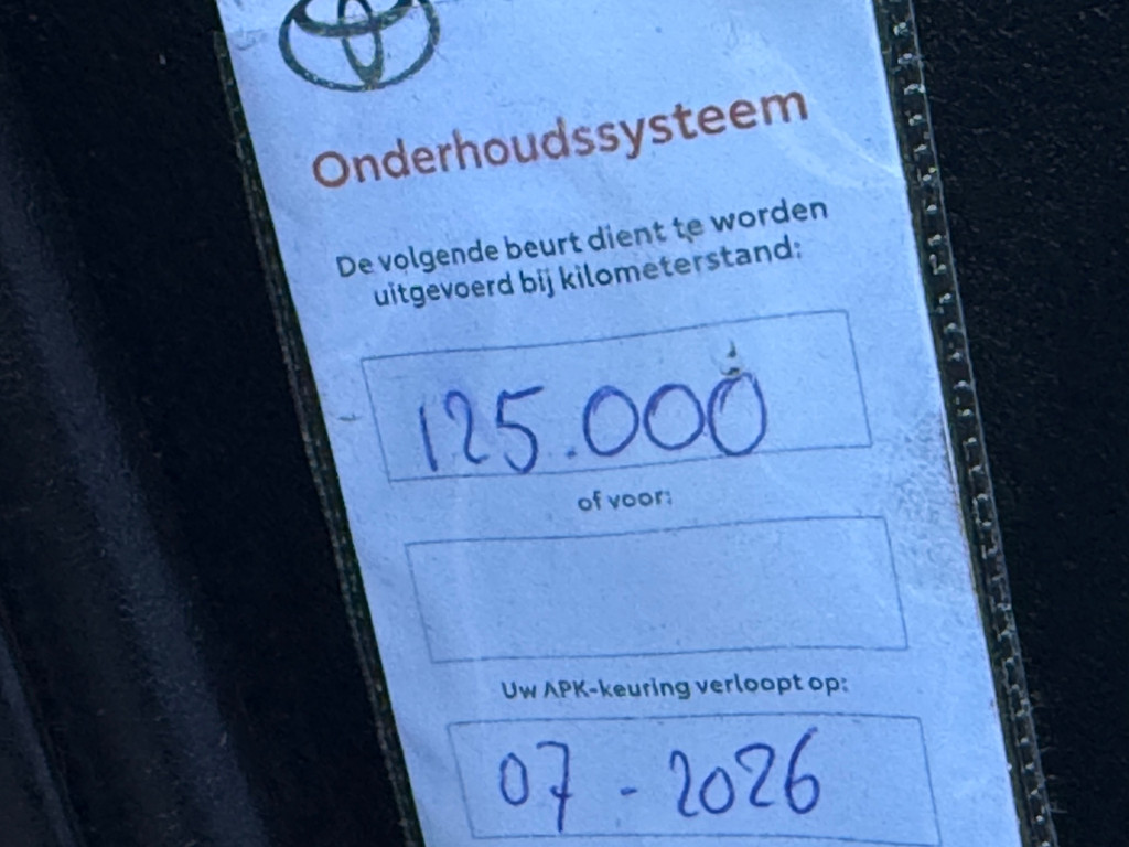 48692630-25.jpg
